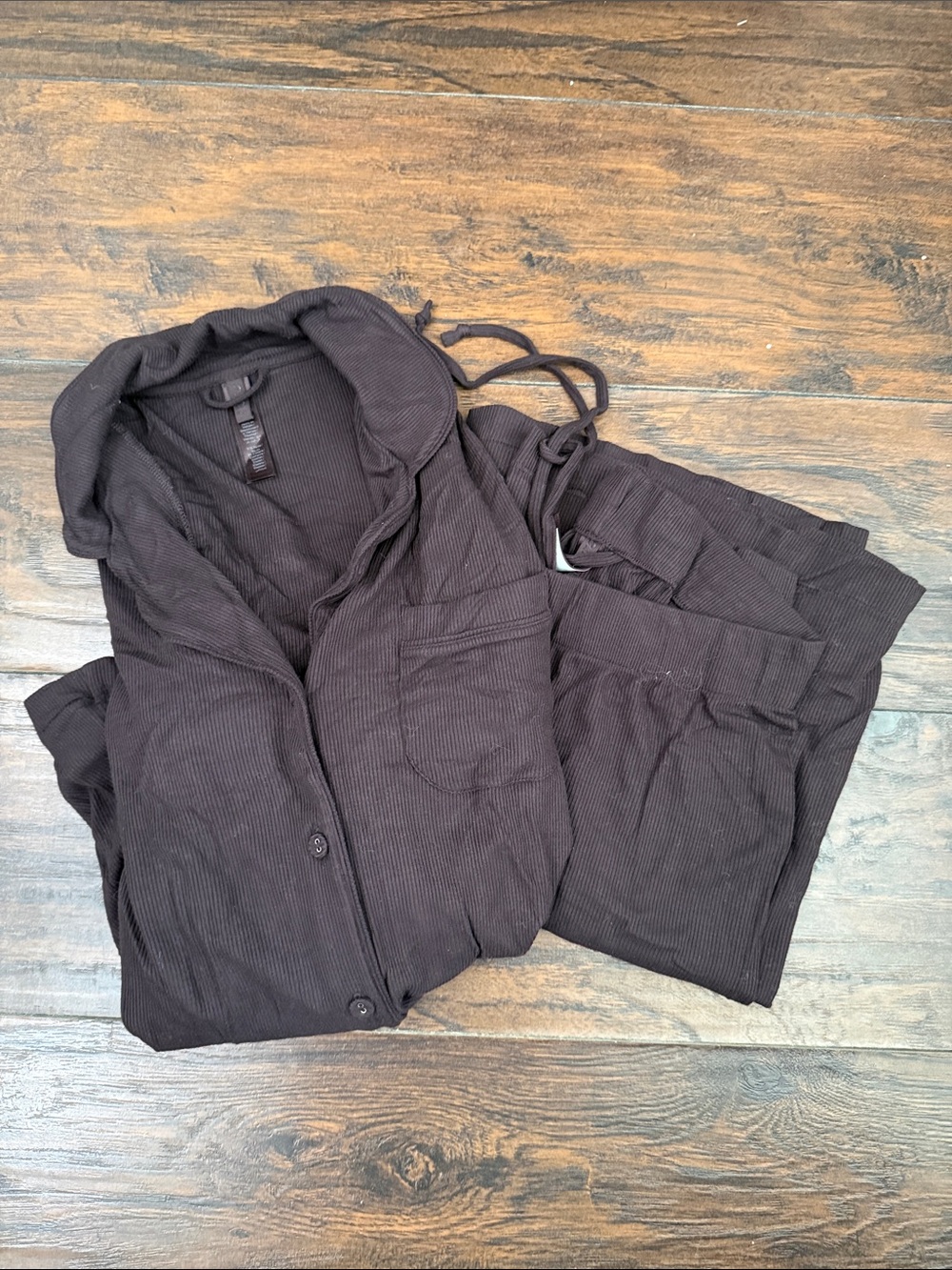SKIMS Brown ribbed pajama set